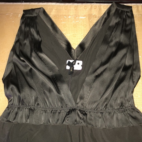 Top - Picture 2 of 6